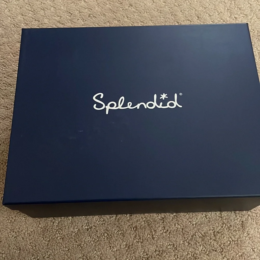 Splendid Blue Suede Shoes! You definitely won’t want anyone to step on these! - Picture 7 of 8